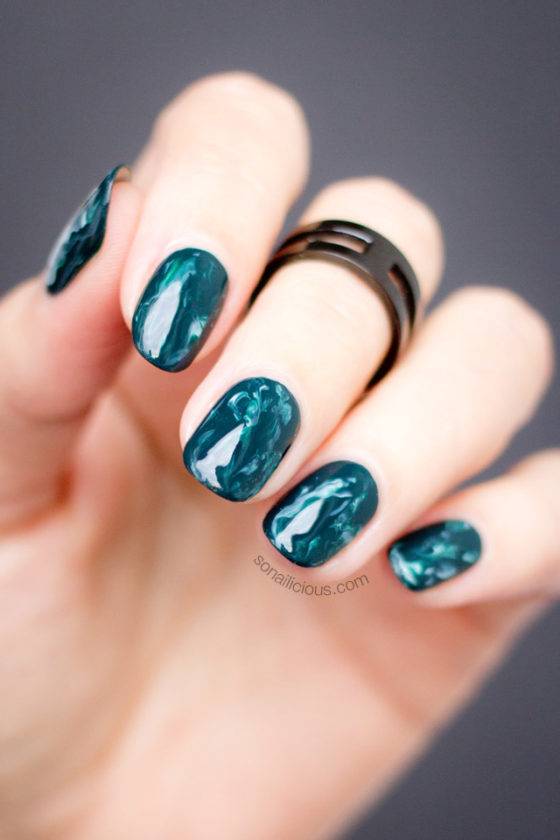 green marble nails-So Nailicious
