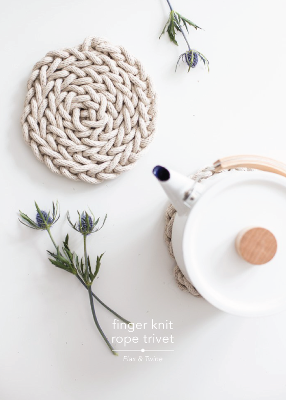 finger-knit-rope-trivet-flax-twine-design-crush